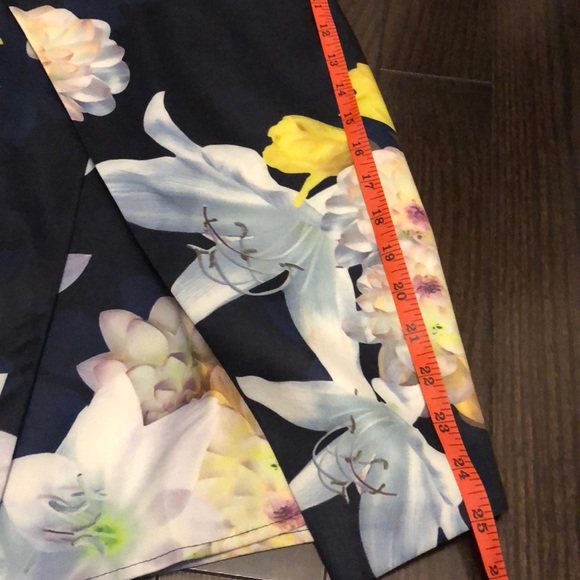 Lulu’s cocktail dress - Picture 9 of 9